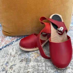 Red Clogs
